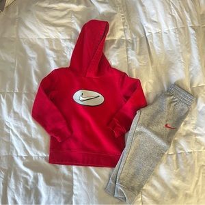 Nike sweatsuit